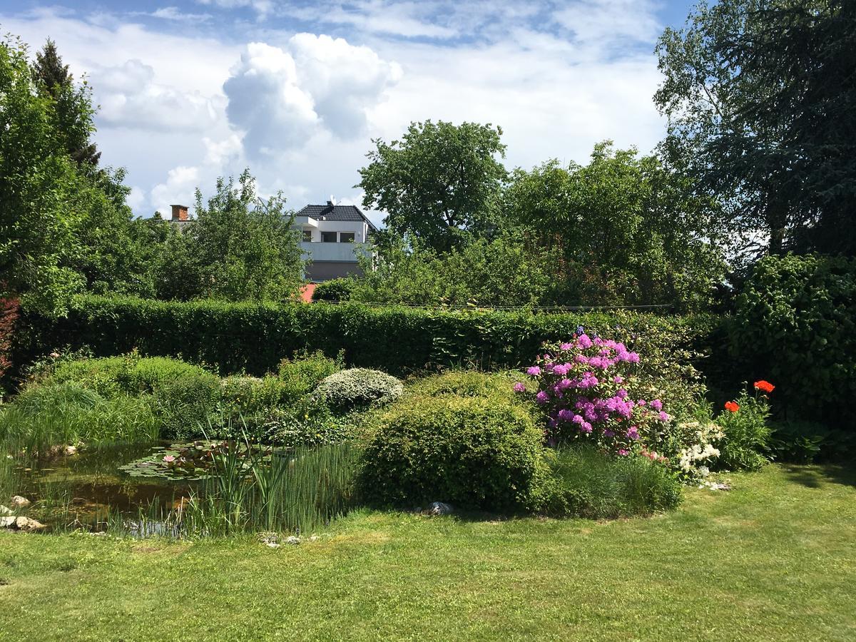 Big Apartment With Garden Klagenfurt am Woerthersee Dış mekan fotoğraf